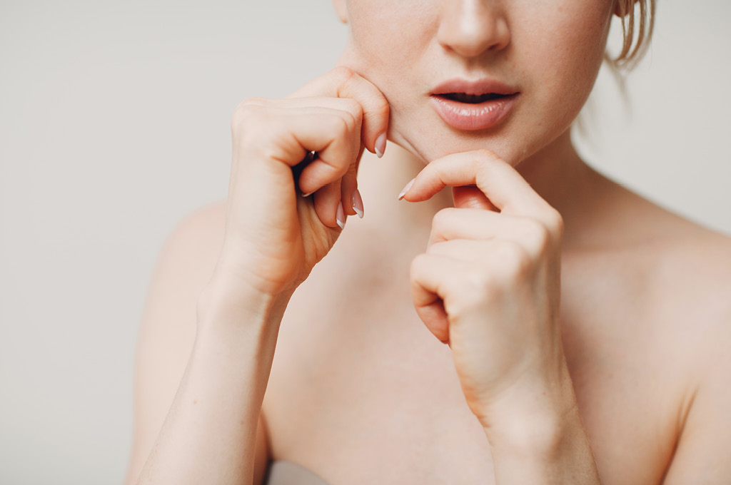 Как подготовить кожу перед макияжем: Массаж лица