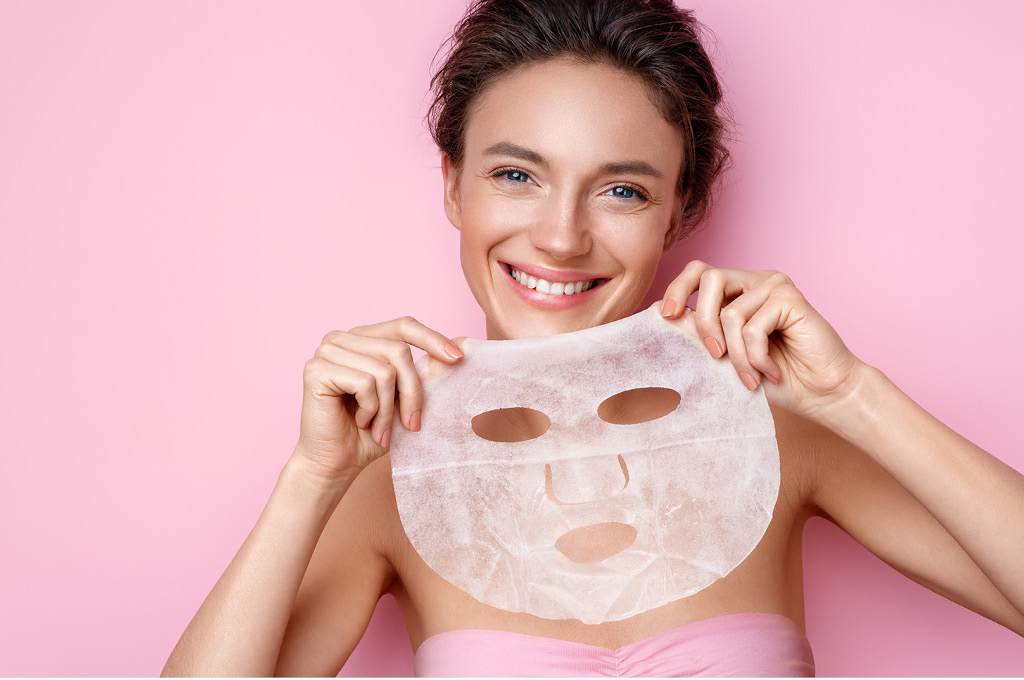Топ-средство для ухода за кожей — тканевая маска